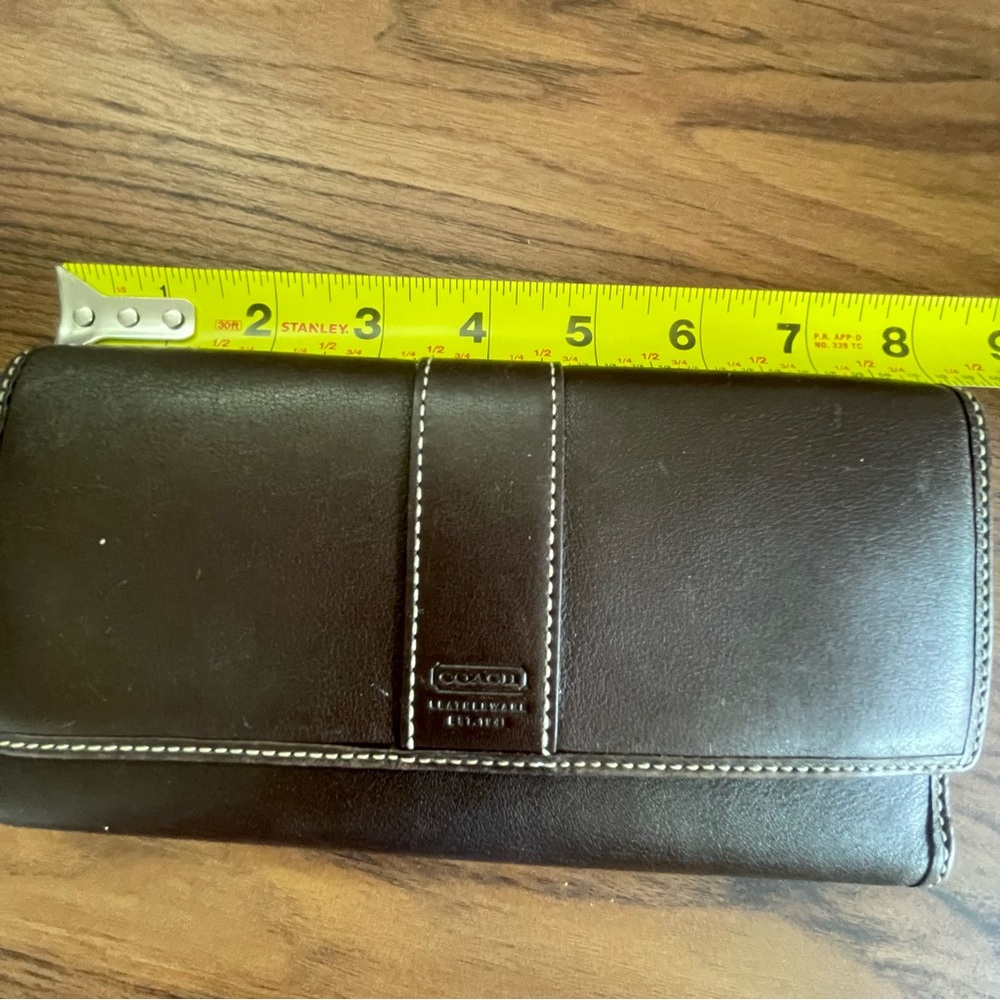 Coach Wallet - Picture 8 of 9
